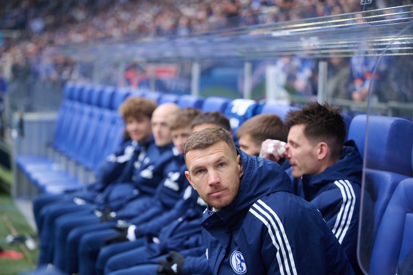 Edin Džeko repays jubilant welcome by scoring on his Schalke debut | iNFOnews.ca