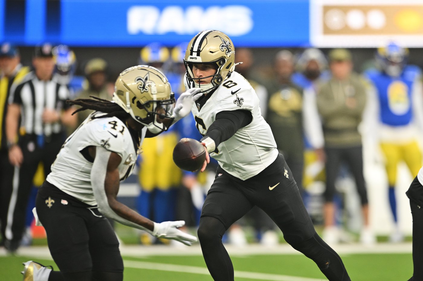 Panthers look to build off momentum from big win over Packers when they host NFC South-rival Saints | iNFOnews.ca Panthers look to build off momentum from big win over Packers when they host NFC South-rival Saints | iNFOnews.ca