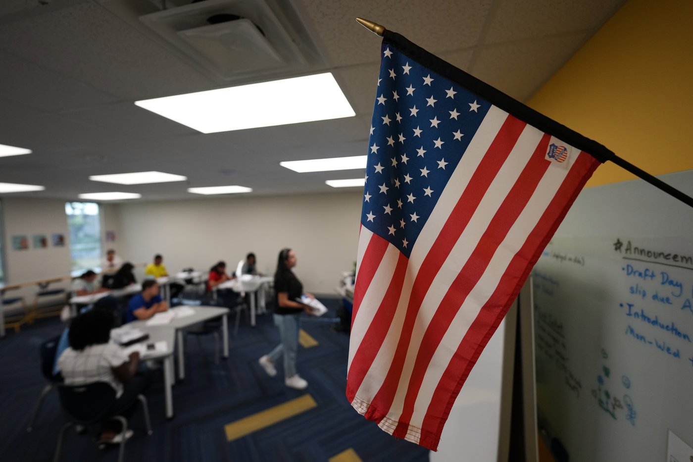 PHOTO ESSAY: An influx of immigrants boosted Orlando's economy but many now fear detention | iNFOnews.ca