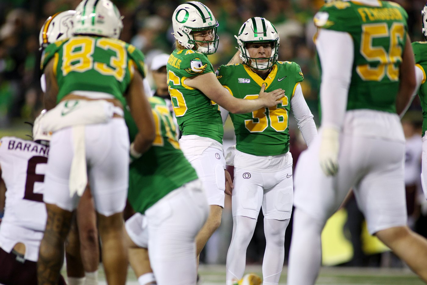 College football Week 13: No. 16 USC at No. 6 Oregon top game as CFP and conference races take shape | iNFOnews.ca