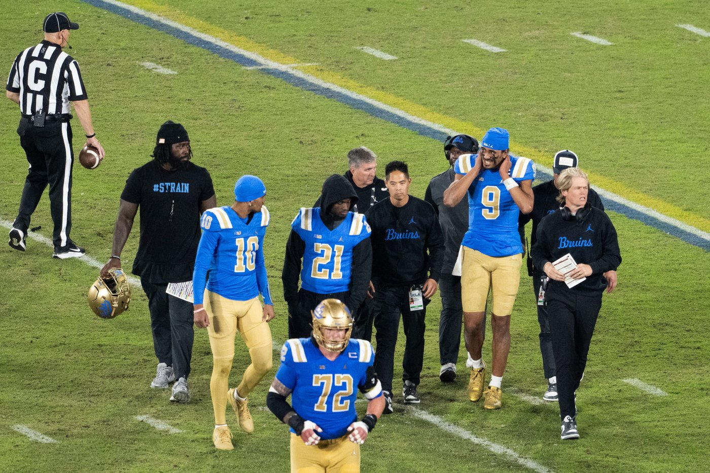 UCLA QB Nico Iamaleava is day to day with neck spasms ahead of of USC rivalry game | iNFOnews.ca