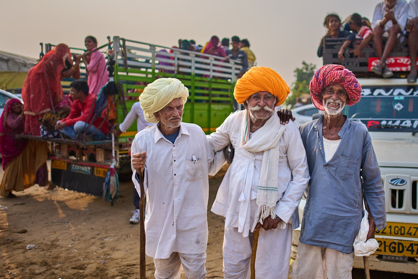 A camel fair in India's desert town of Pushkar draws traders and tourists, in photos | iNFOnews.ca