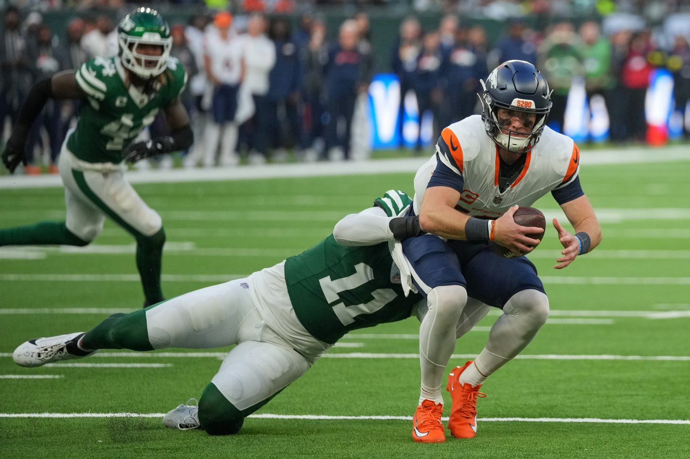 Giants' spark plug rookies Jaxson Dart and Cam Skattebo to test Broncos' top defense | iNFOnews.ca