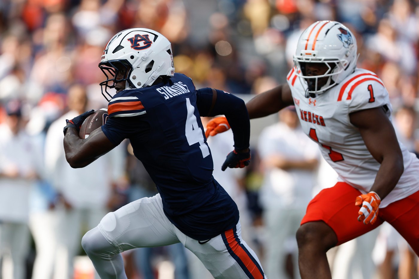 Deuce Knight accounts for 6 TDs in his first career start as Auburn rolls Mercer 62-17 | iNFOnews.ca Deuce Knight accounts for 6 TDs in his first career start as Auburn rolls Mercer 62-17 | iNFOnews.ca
