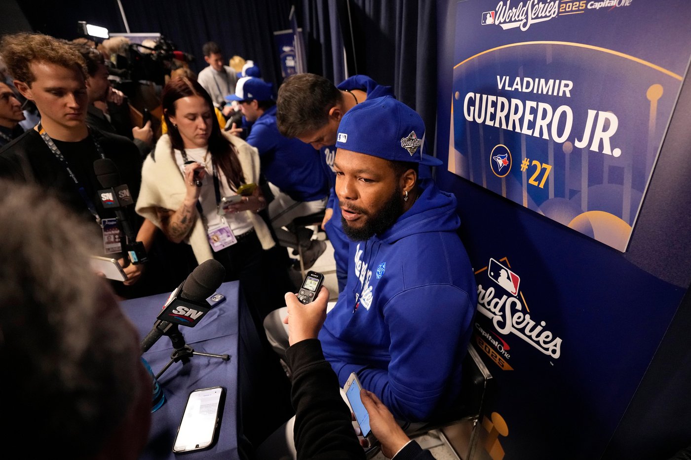 As Dodgers try to become first repeat champion in quarter-century, Roberts hopes he's not a villain | iNFOnews.ca As Dodgers try to become first repeat champion in quarter-century, Roberts hopes he's not a villain | iNFOnews.ca