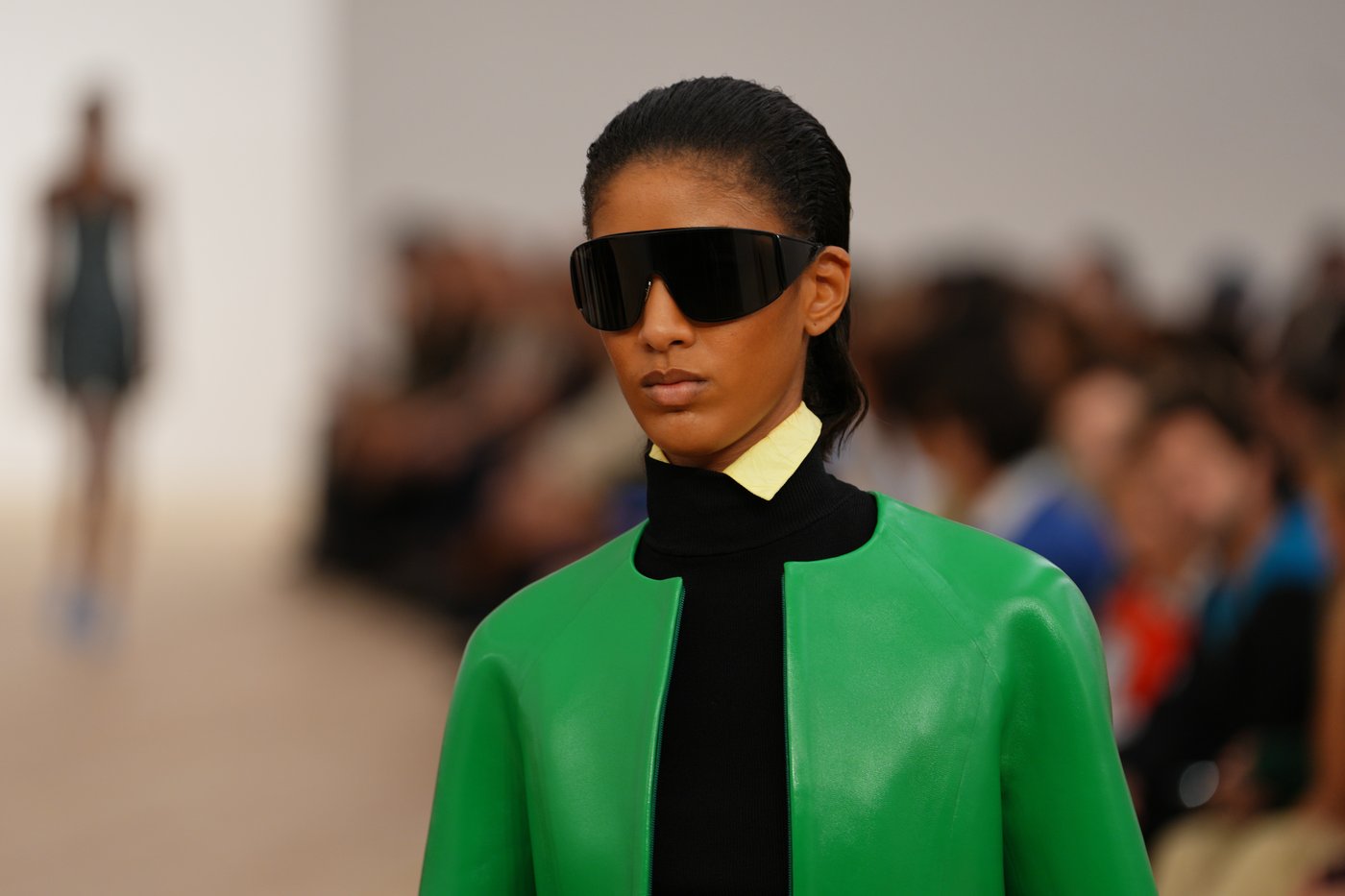 Confident debut by Proenza Schouler duo gives Loewe a quirky new beat | iNFOnews.ca