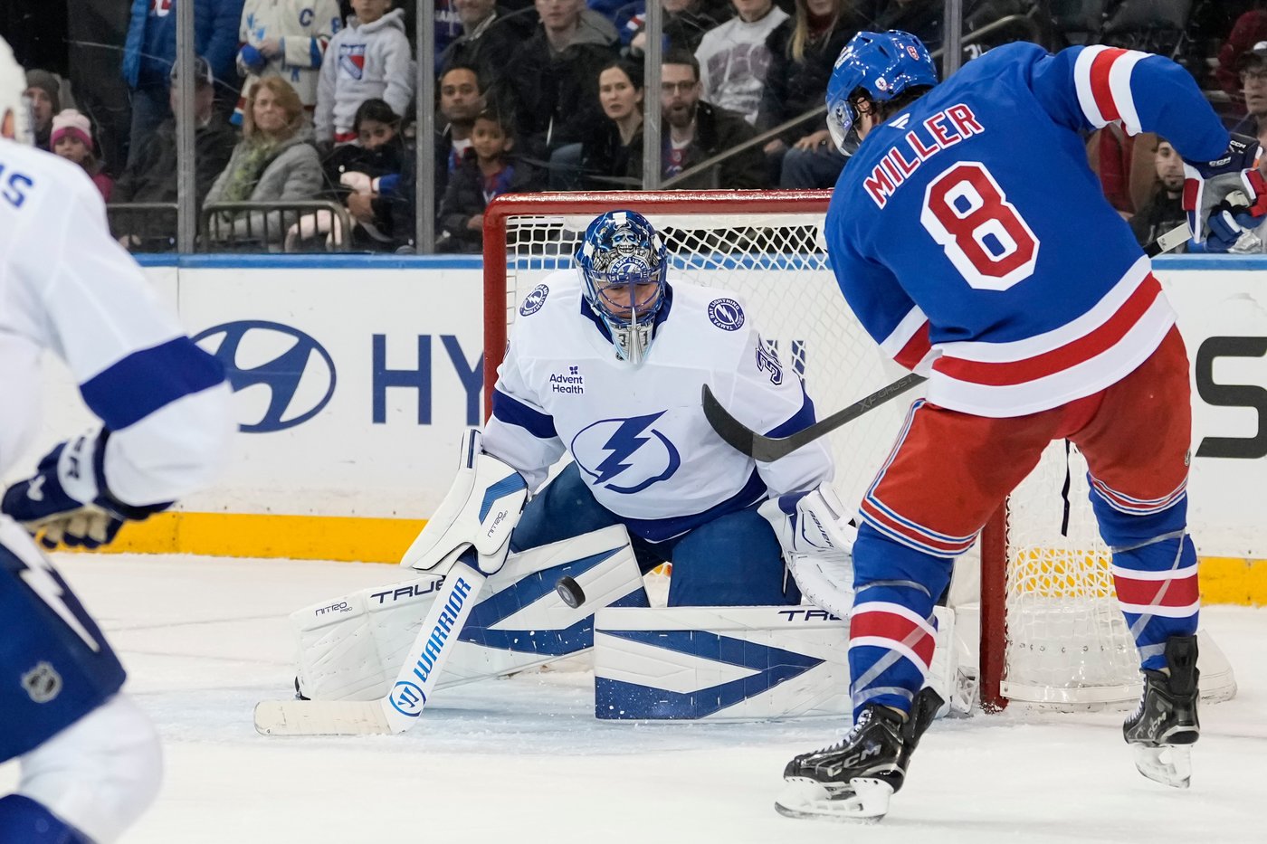 Rangers fail to duplicate road success at MSG, fall to 2-8-1 at home after loss to Lightning | iNFOnews.ca