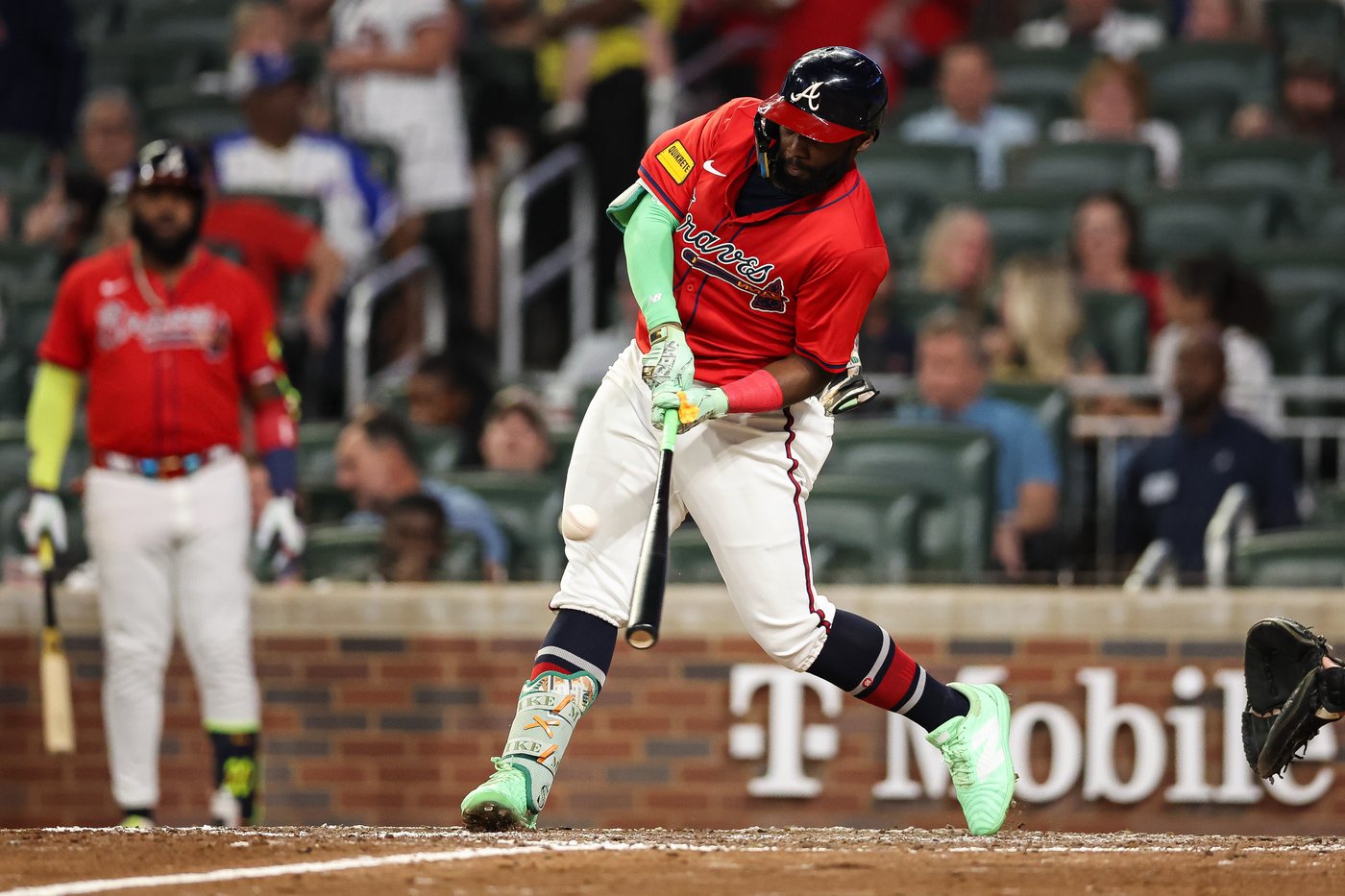 Spencer Horwitz hits 2 HRs, drives in 4 runs as Pirates beat Braves 9-3 | iNFOnews.ca
