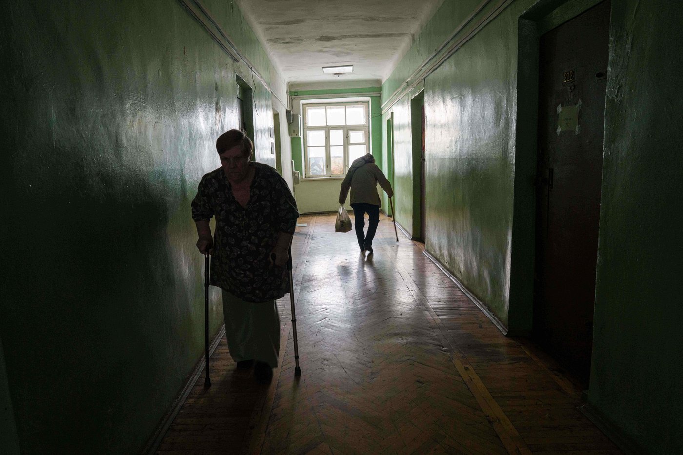 Photos from eastern Ukraine's shelters show the struggle of the internally displaced | iNFOnews.ca