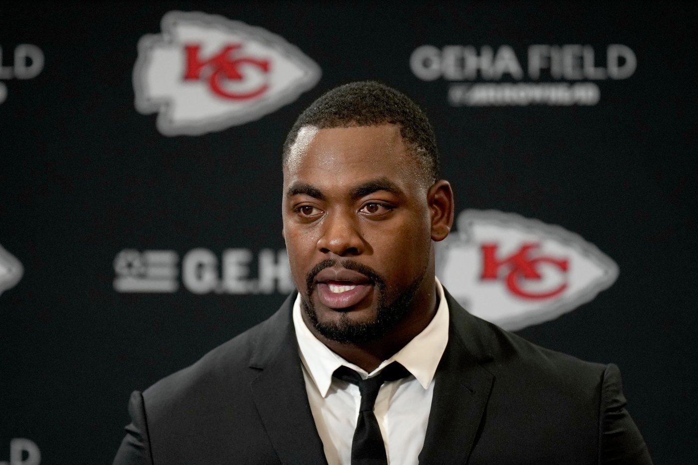Chiefs star Chris Jones returns from aunt's funeral in Mississippi to play against Ravens | iNFOnews.ca