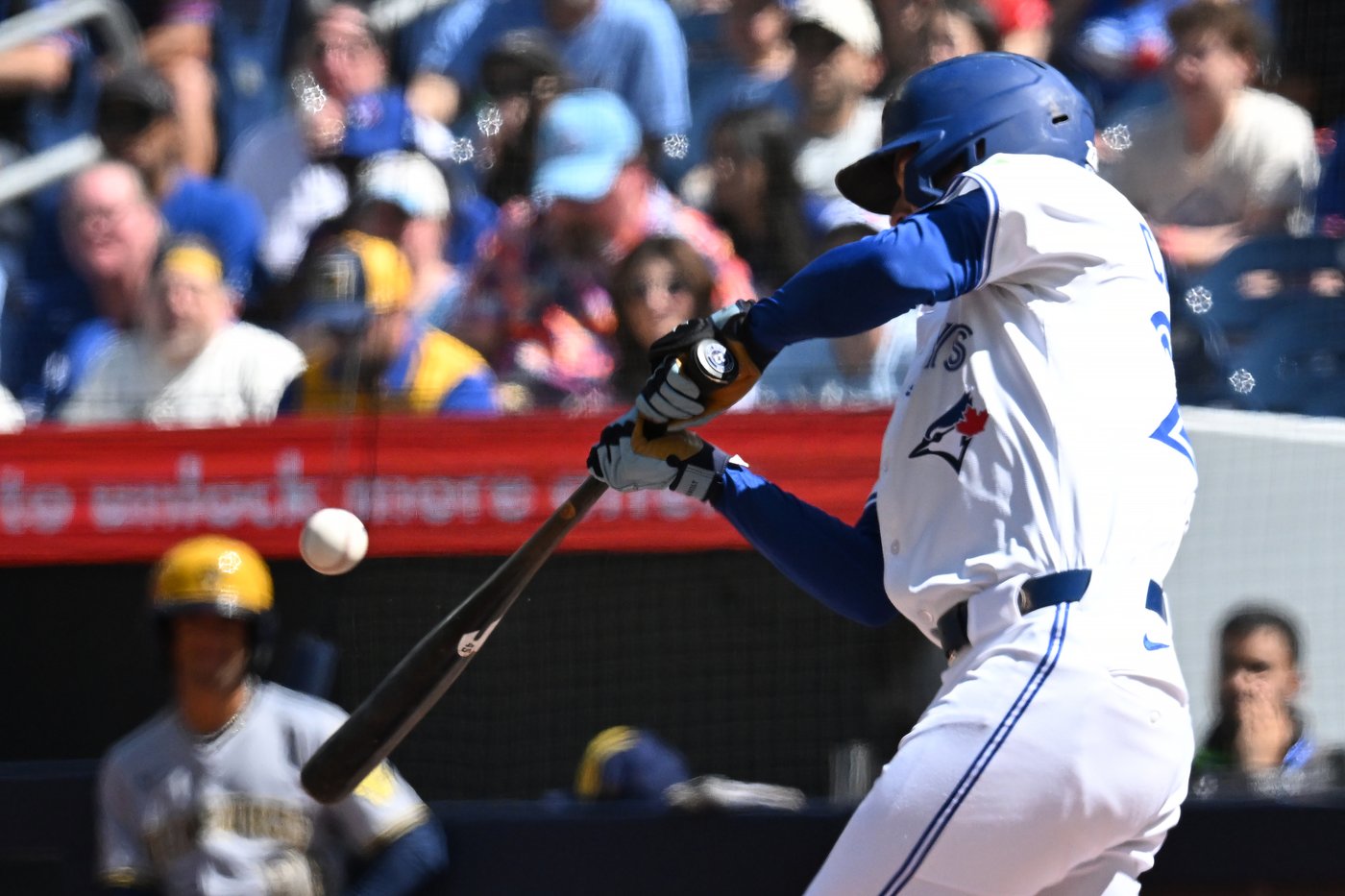 Guerrero's RBI single helps Blue Jays beat Brewers 8-4, avoid three-game sweep | iNFOnews.ca Guerrero's RBI single helps Blue Jays beat Brewers 8-4, avoid three-game sweep | iNFOnews.ca