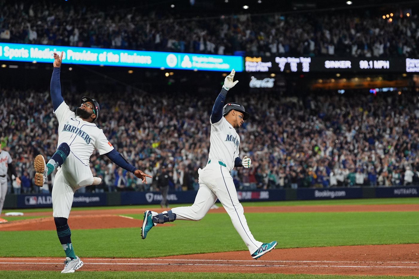 Jorge Polanco’s 2 home runs help Mariners take Game 2 of ALDS, even series against Tigers | iNFOnews.ca