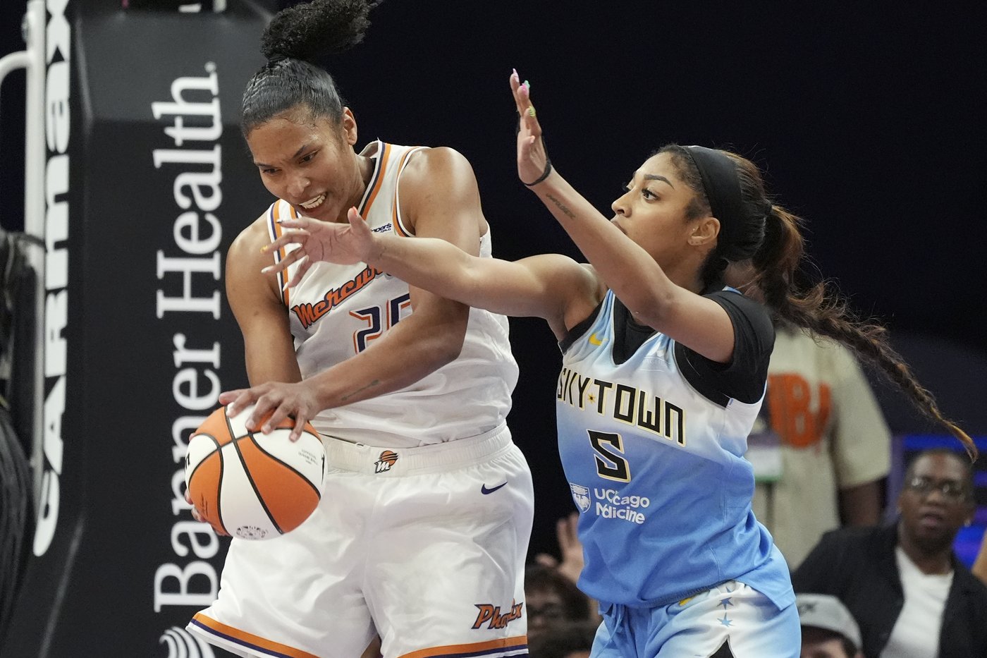 Angel Reese voices frustration with Chicago Sky's losing season | iNFOnews.ca Angel Reese voices frustration with Chicago Sky's losing season | iNFOnews.ca