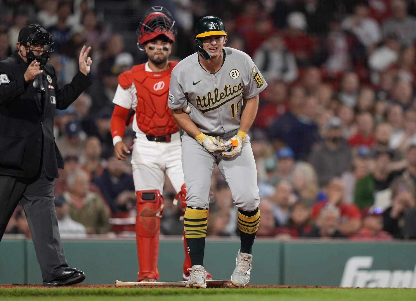 Harris RBI single lifts Athletics over Red Sox 2-1 as Boston loses ground in AL wild-card race | iNFOnews.ca