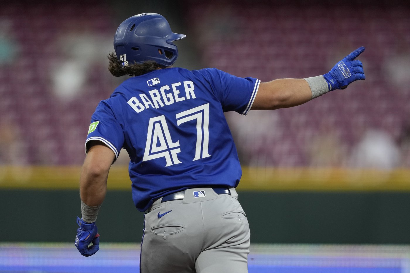 Blue Jays tie season-high with five homers in 13-9 win over Reds | iNFOnews.ca Blue Jays tie season-high with five homers in 13-9 win over Reds | iNFOnews.ca