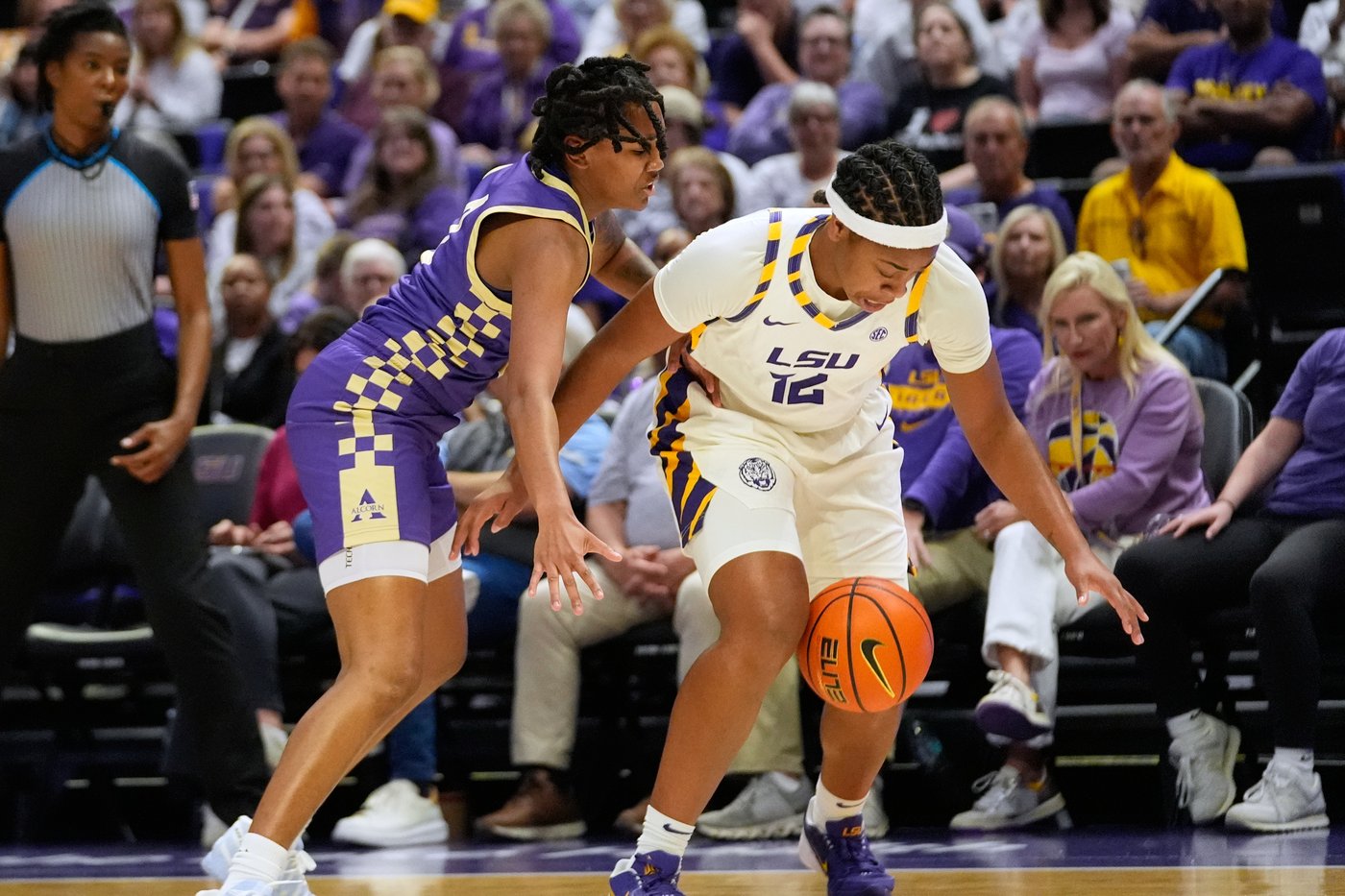 No. 5 LSU beats Alcorn State 112-49 for SEC-record sixth straight 100-point game | iNFOnews.ca No. 5 LSU beats Alcorn State 112-49 for SEC-record sixth straight 100-point game | iNFOnews.ca