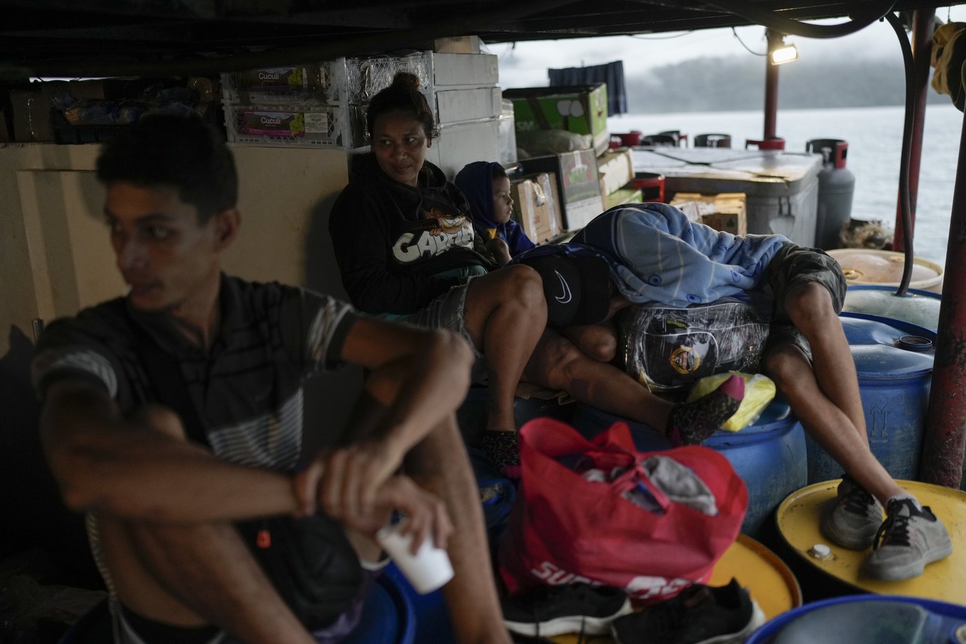 Venezuelans in 'reverse migration' pushed to new perils in effort to return home | iNFOnews.ca