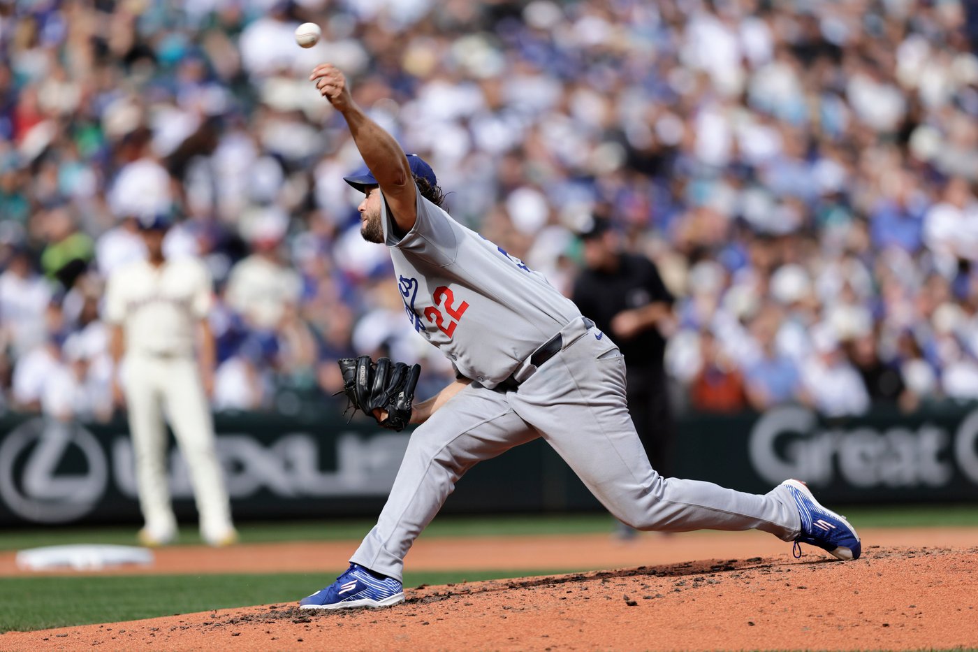 Clayton Kershaw to pitch out of bullpen in NL Division Series against Philadelphia | iNFOnews.ca
