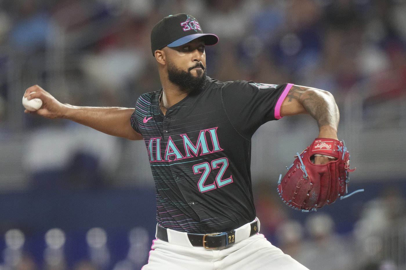 Harper homers and NL East-leading Phillies beat Marlins 4-2 | iNFOnews.ca Harper homers and NL East-leading Phillies beat Marlins 4-2 | iNFOnews.ca