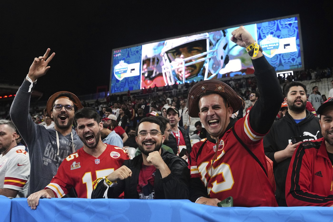 Top photos from Friday Night Football in Brazil where Chargers faced the Chiefs | iNFOnews.ca