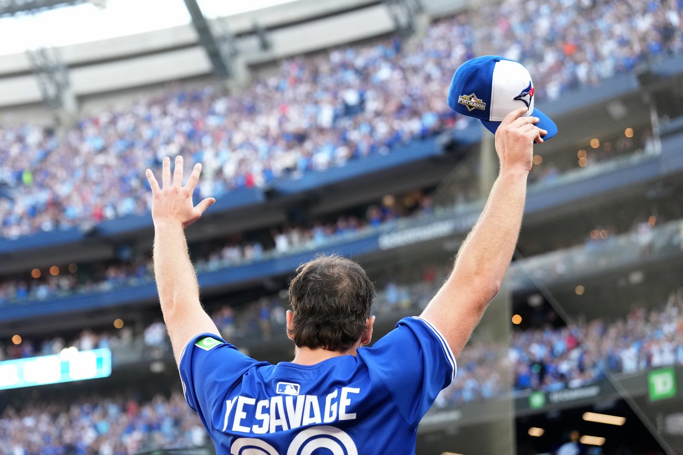 Photo Gallery: Blue Jays beat Yankees 13-7 in Game 2 of ALDS | iNFOnews.ca