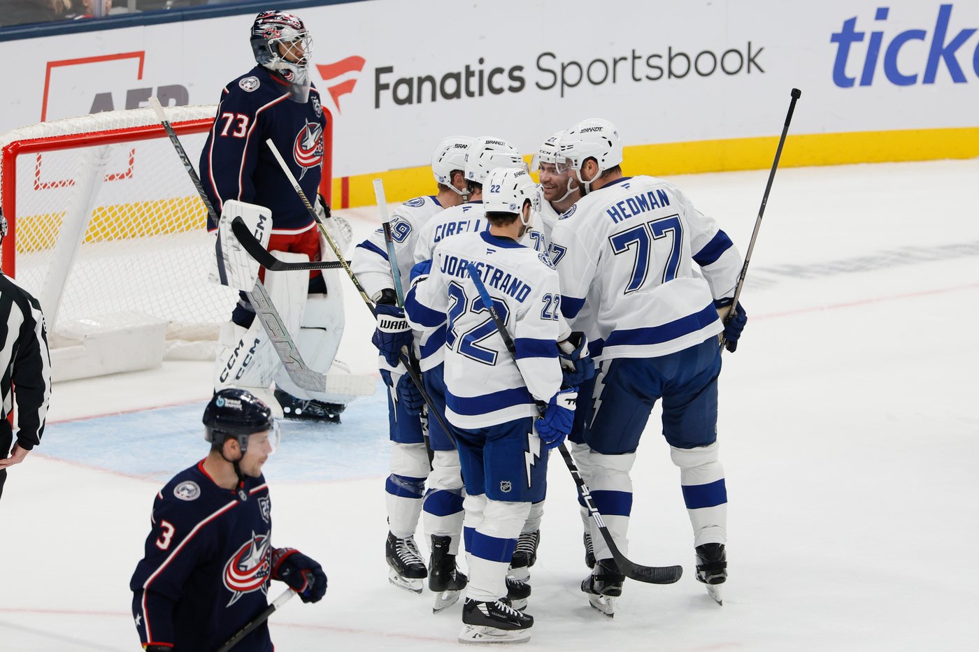 Marchenko’s third-period goal lifts Blue Jackets to first home win, 3-2 over Lightning | iNFOnews.ca Marchenko’s third-period goal lifts Blue Jackets to first home win, 3-2 over Lightning | iNFOnews.ca