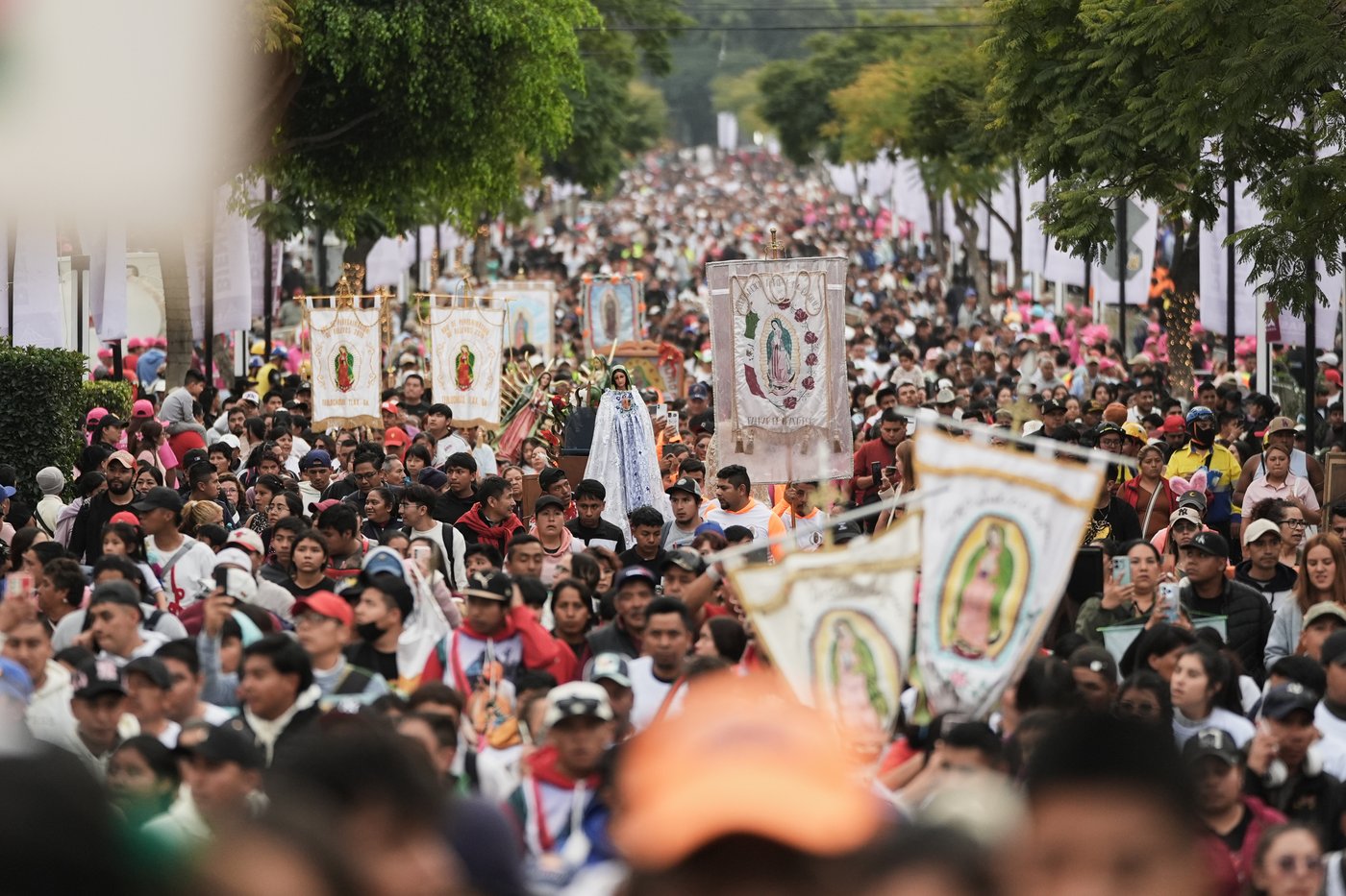 Mexican devotion to the Virgin of Guadalupe blends into national identity | iNFOnews.ca