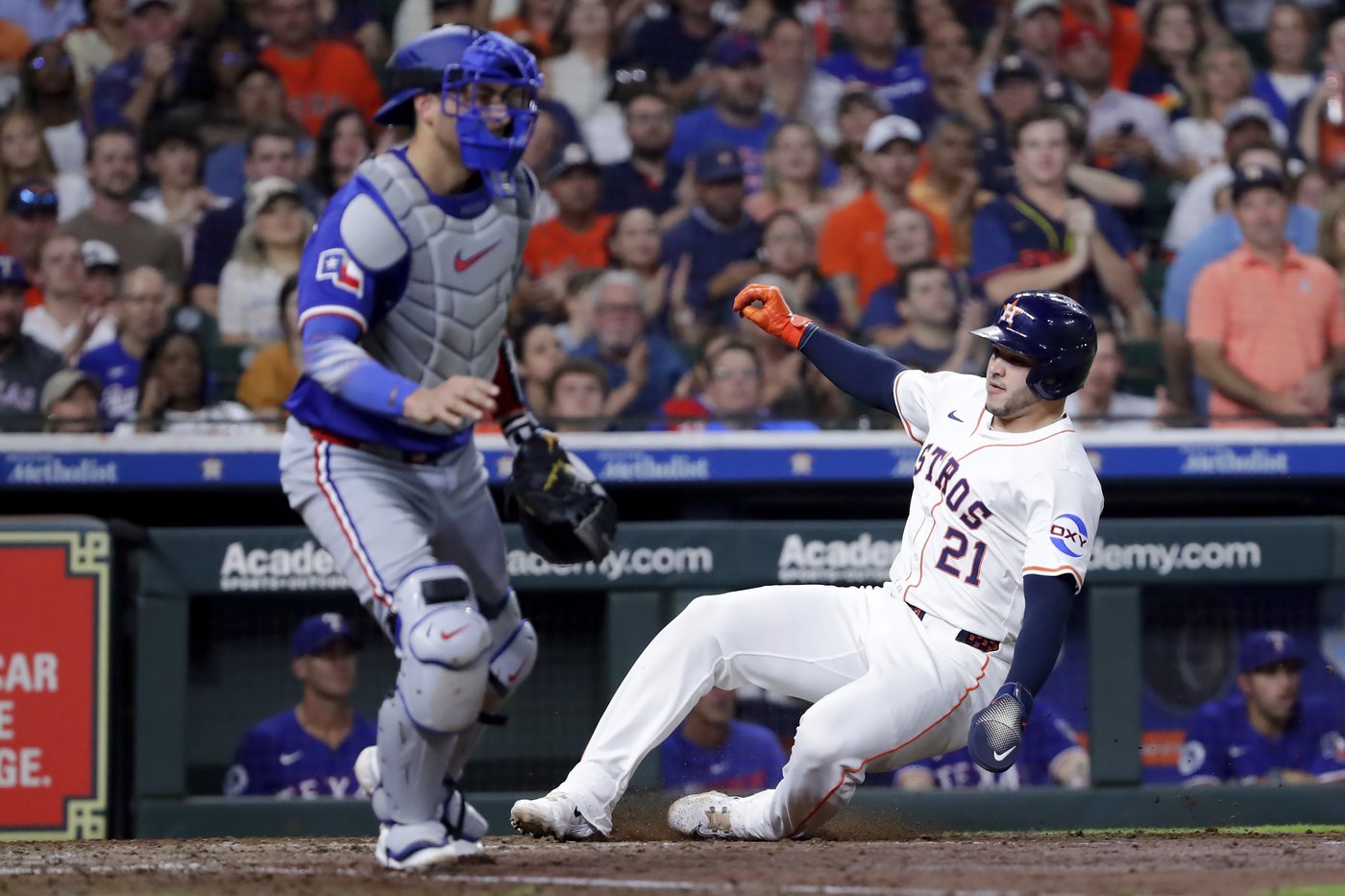 Astros hold off Rangers 6-5 to keep pace in AL West and improve wild-card position | iNFOnews.ca