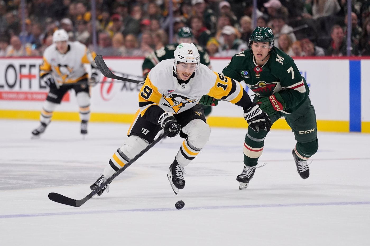 Rust has a goal and an assist as Penguins win 4-1 to send Wild to fifth straight loss | iNFOnews.ca Rust has a goal and an assist as Penguins win 4-1 to send Wild to fifth straight loss | iNFOnews.ca