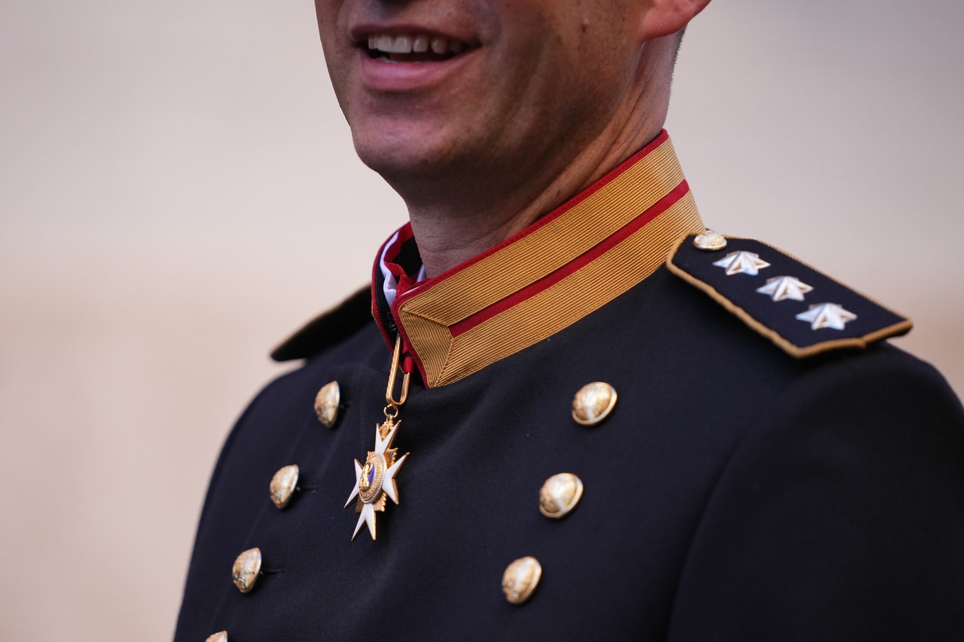 The Swiss Guards have a new uniform. Don't worry, the iconic one remains | iNFOnews.ca