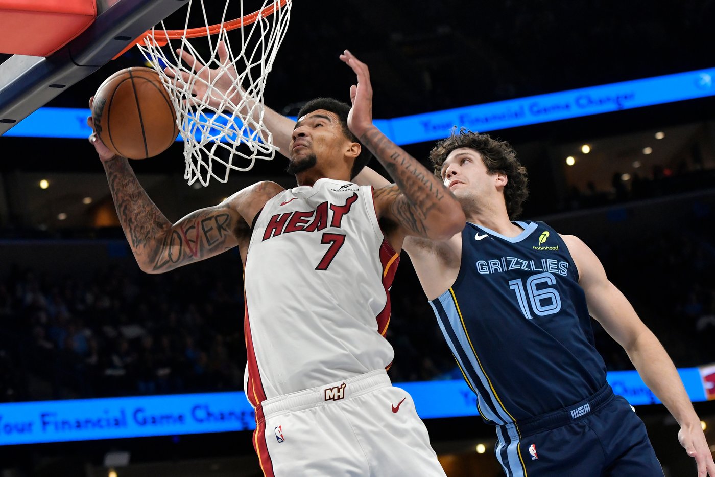 Bam Adebayo scores 24 points to help the Heat rout the Grizzlies, 146-114 | iNFOnews.ca Bam Adebayo scores 24 points to help the Heat rout the Grizzlies, 146-114 | iNFOnews.ca