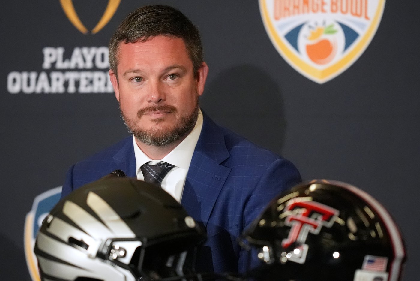 As CFP plods along, transfers and coaching moves don't wait. Oregon's Dan Lanning wants change | iNFOnews.ca
