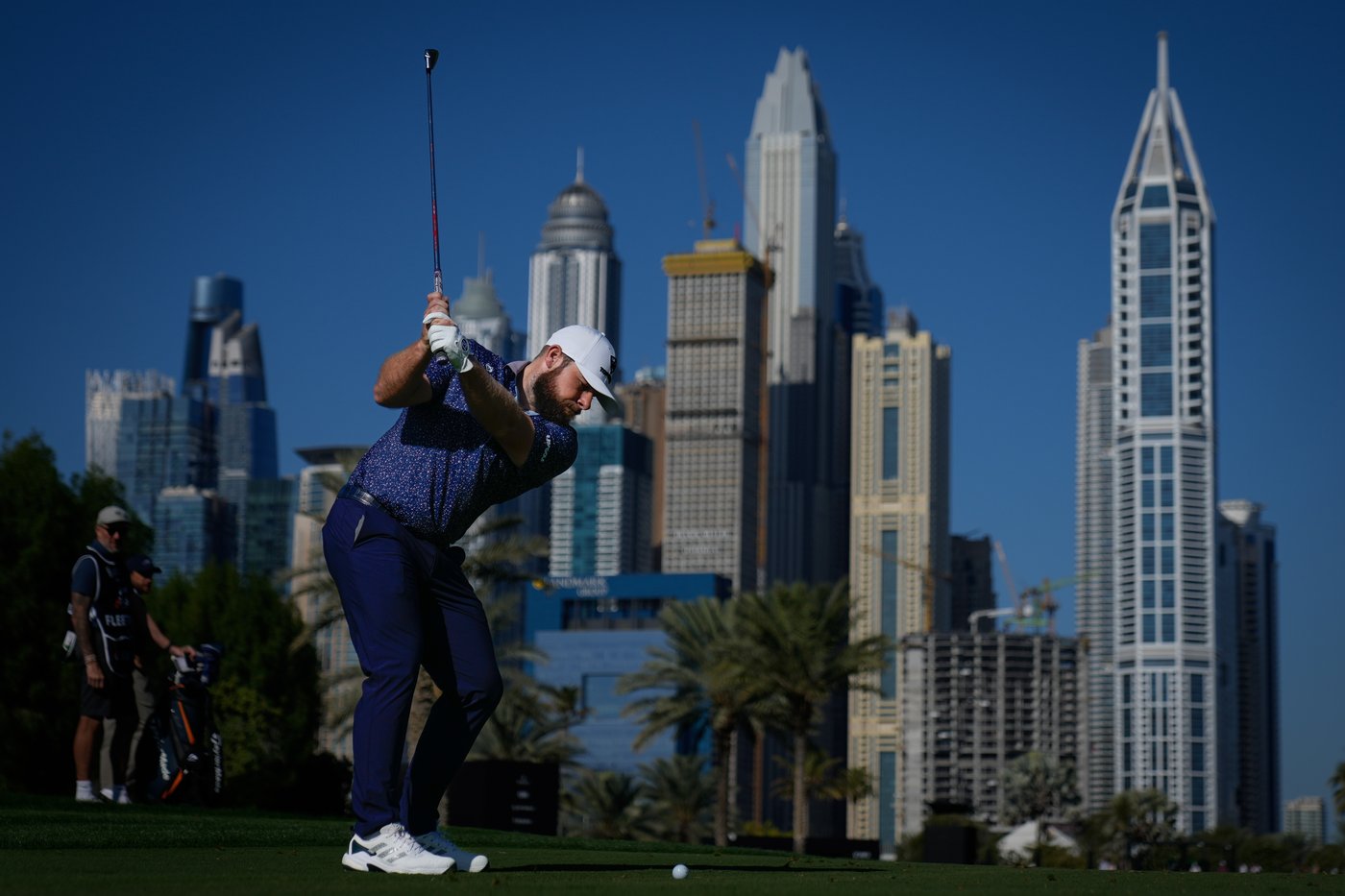 McIlroy makes double bogey in 73 and opens Dubai Desert Classic 8 shots behind Molinari | iNFOnews.ca