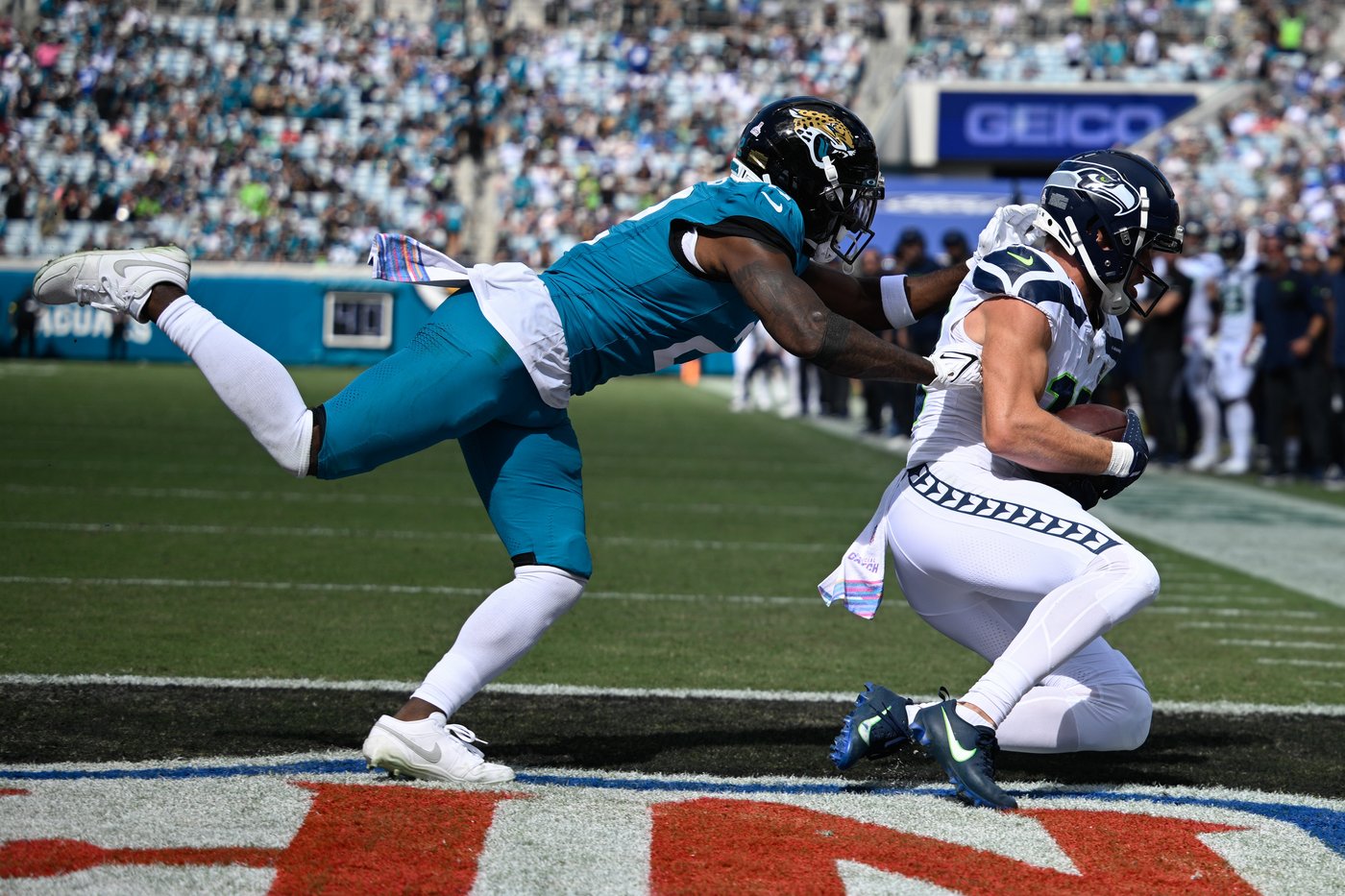 Darnold, Smith-Njigba and defense carry Seahawks to 20-12 victory at Jaguars | iNFOnews.ca