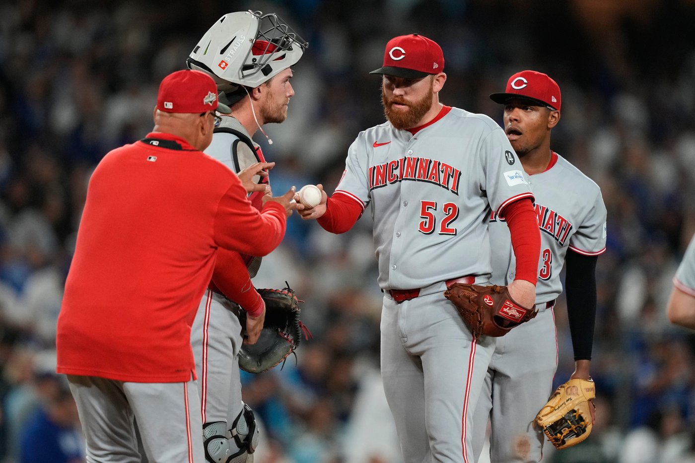 Reds watch hope fade as season ends in Wild Card sweep | iNFOnews.ca