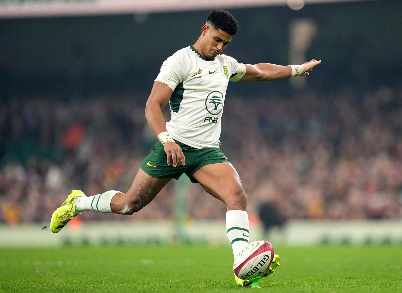 Record win by Springboks in Wales defaced by Etzebeth red card for eye gouge | iNFOnews.ca