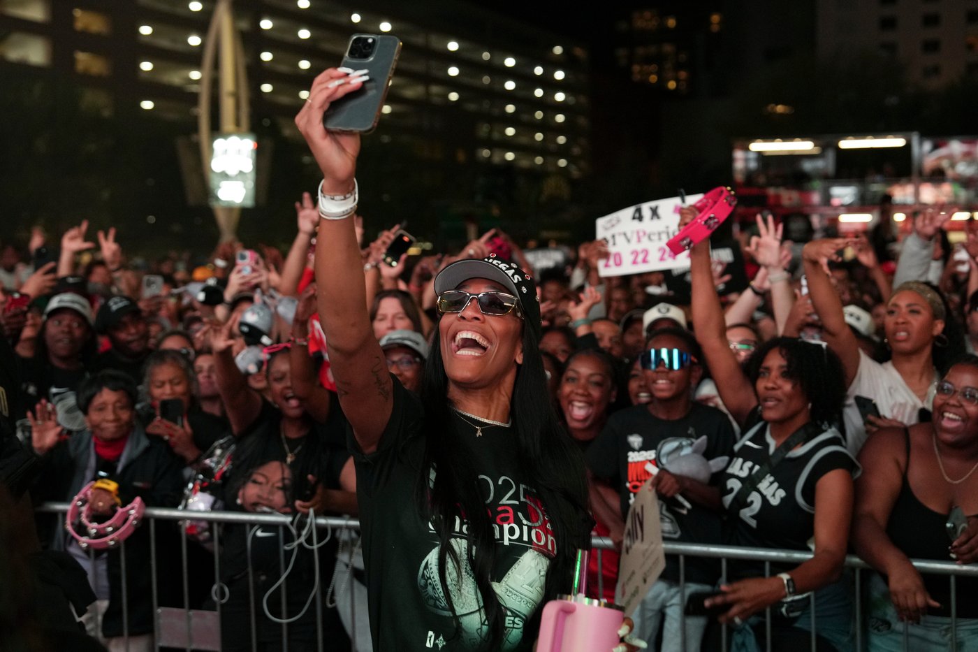 Aces celebrate third WNBA championship in 4 years with parade on Las Vegas Boulevard | iNFOnews.ca Aces celebrate third WNBA championship in 4 years with parade on Las Vegas Boulevard | iNFOnews.ca