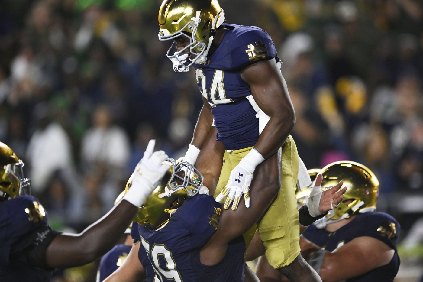 No. 16 Texas A&M beats No. 8 Notre Dame 41-40 on late TD strike | iNFOnews.ca No. 16 Texas A&M beats No. 8 Notre Dame 41-40 on late TD strike | iNFOnews.ca