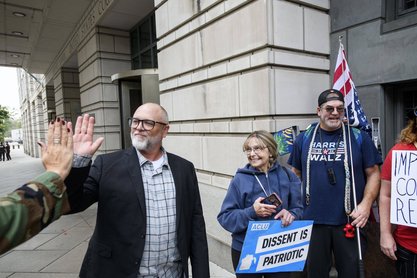 Army veteran who burned American flag near White House pleads not guilty to federal charges | iNFOnews.ca Army veteran who burned American flag near White House pleads not guilty to federal charges | iNFOnews.ca