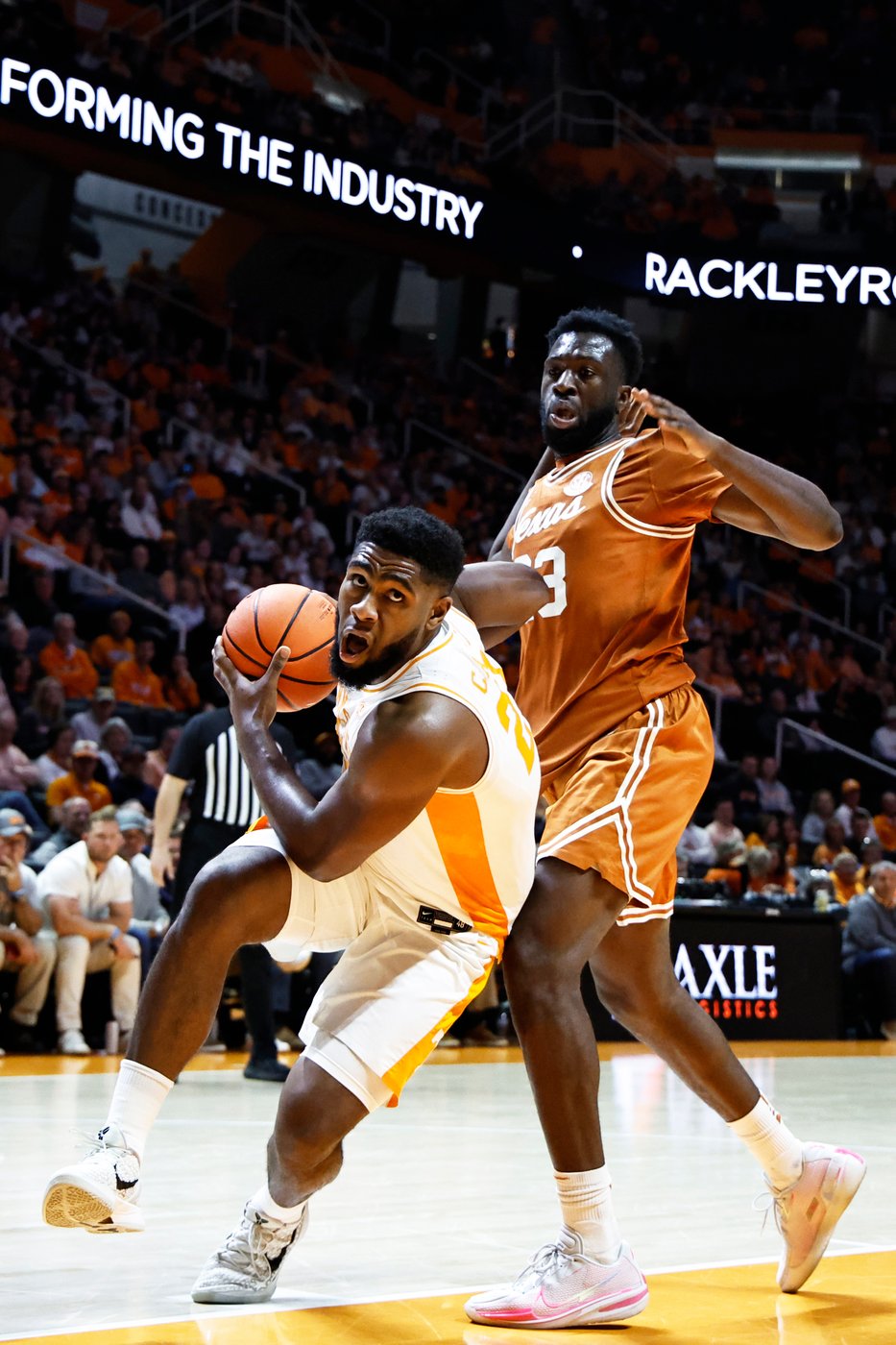 Ja'Kobi Gillespie scores 34 in No. 21 Tennessee's 85-71 win over Texas | iNFOnews.ca