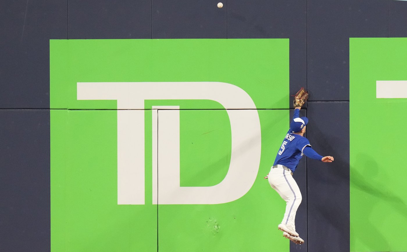 Photo Gallery: Mariners beat Blue Jays in Game 1 | iNFOnews.ca