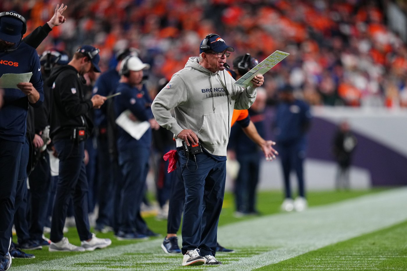 Eagles look to stay undefeated as they host the Broncos | iNFOnews.ca