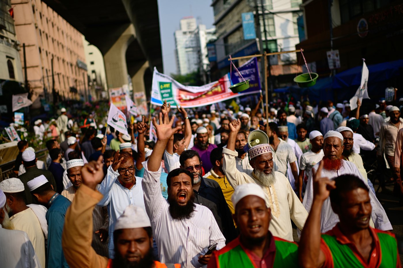 Islamists in Bangladesh demand a referendum on the national charter ahead of a general election | iNFOnews.ca