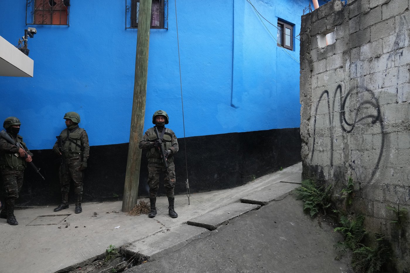 Police begin to flex new powers in Guatemala in effort to confront gangs | iNFOnews.ca