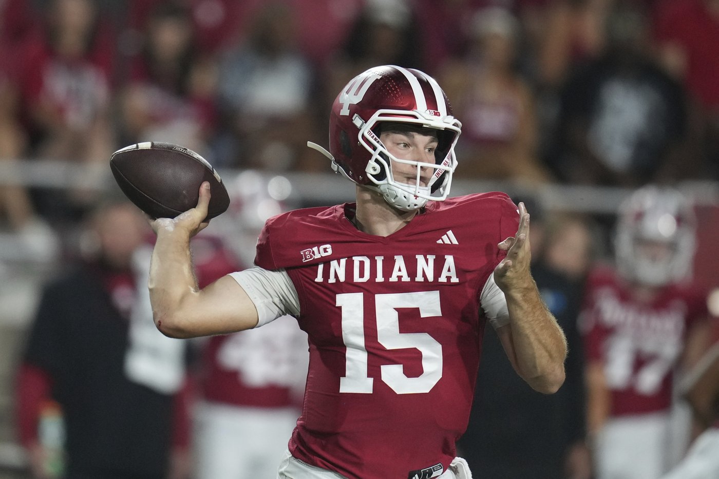No. 19 Indiana takes control quickly and overwhelms No. 9 Illinois in 63-10 victory | iNFOnews.ca