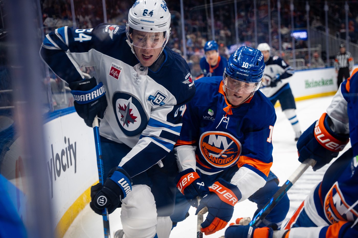 Toews gets 1st point in 2 1/2 years, Jets have 5 players score in win over Islanders | iNFOnews.ca Toews gets 1st point in 2 1/2 years, Jets have 5 players score in win over Islanders | iNFOnews.ca