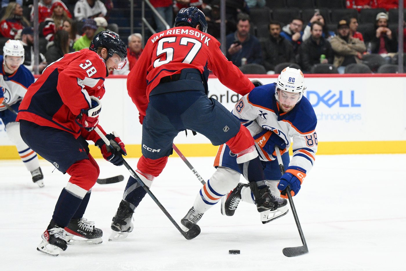 Leonard and Ovechkin help the Capitals beat the Oilers 7-4 | iNFOnews.ca