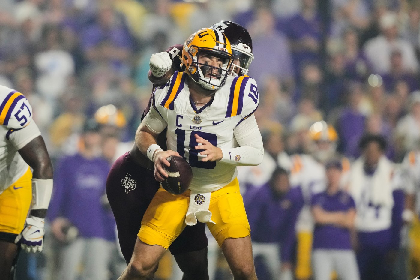 Reed produces 4 TDs and No. 3 Texas A&M races away from No. 20 LSU, 49-25 | iNFOnews.ca Reed produces 4 TDs and No. 3 Texas A&M races away from No. 20 LSU, 49-25 | iNFOnews.ca