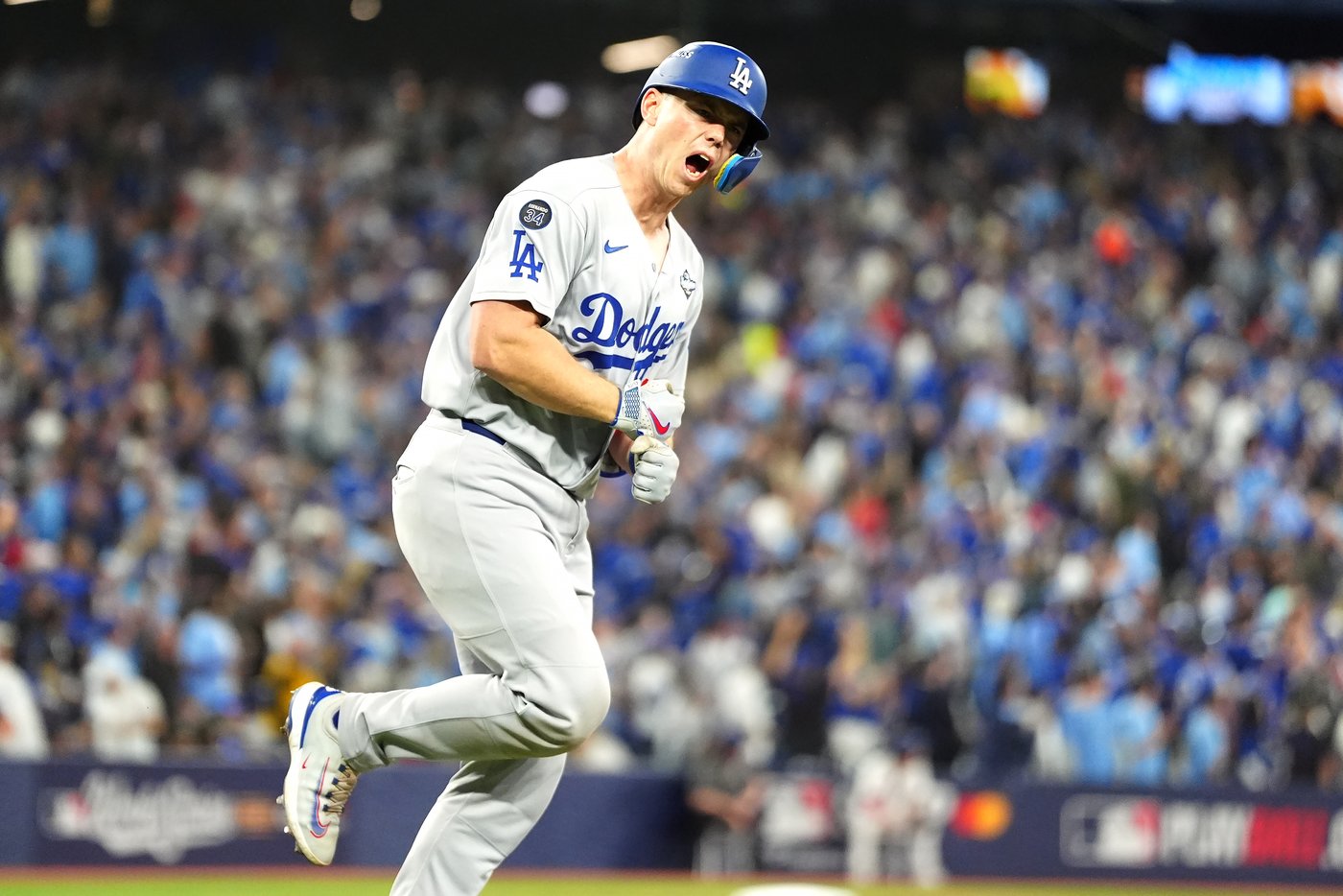 Dodgers beat Jays 5-1 in Game 2 of World Series | iNFOnews.ca