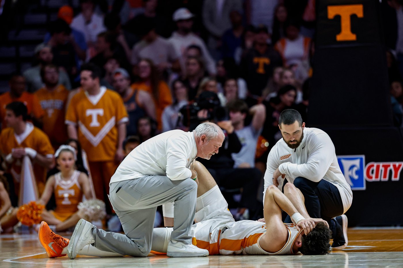 No. 20 Tennessee beats Rice 91-66, but Estrella injured | iNFOnews.ca No. 20 Tennessee beats Rice 91-66, but Estrella injured | iNFOnews.ca